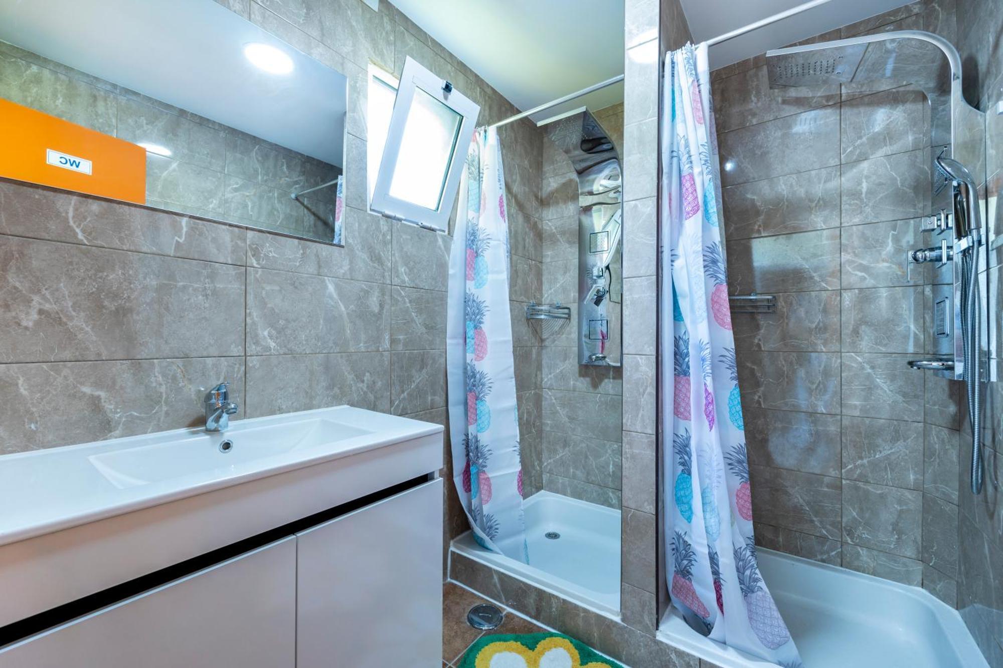 Bed in Gemengde Slaapzaal met 8 Bedden